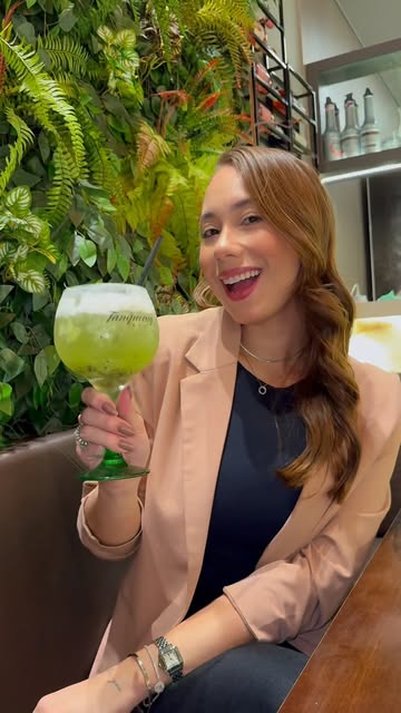 Drink verde no jardim